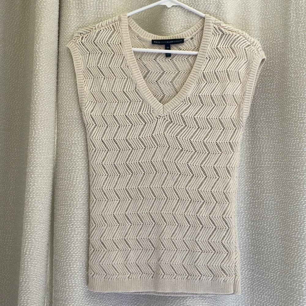 WHBM XS Sleeveless Sweater Top